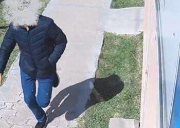 Detienen a sexagenario por estafador