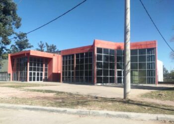 Desde la energía renovable se climatizará la pileta del “Poli”