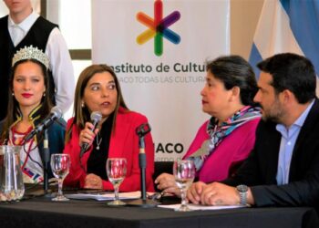 Le realizó el lanzamiento oficial de la Fiesta Provincial del Inmigrante