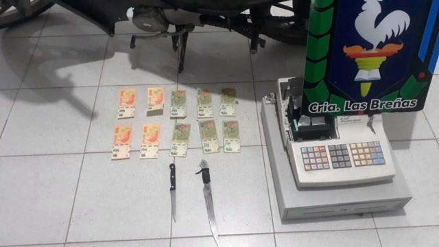 Robo, persecución y aprehendido