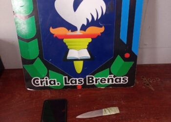 Policía detiene a dos contraventores