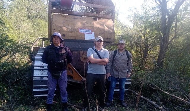 Se secuestra topadora en allanamiento en zona rural