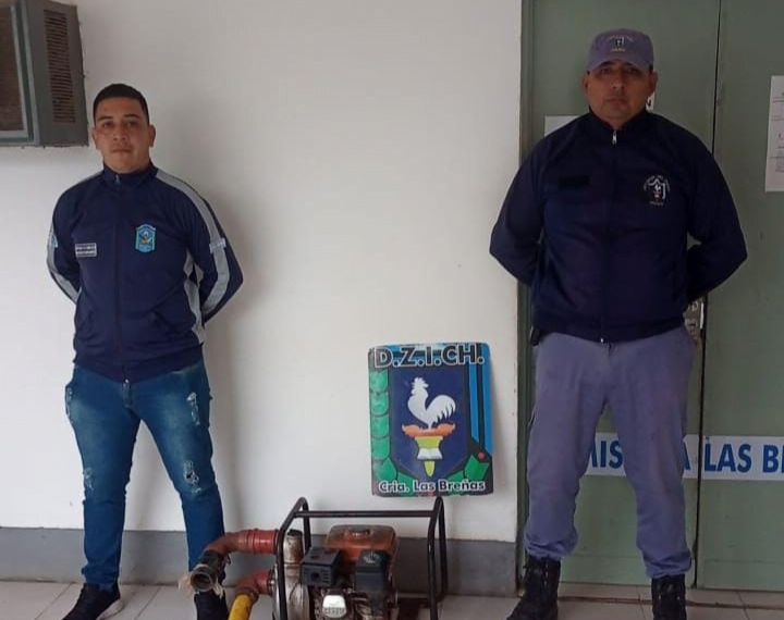 Roban bomba de agua y Policía la recupera