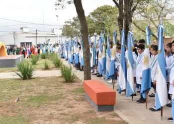 Acto central por el 102° Aniversario