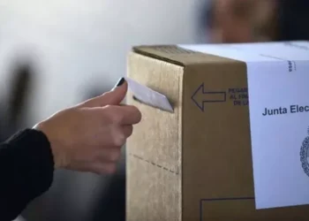 PASO Nacionales: 11 Escuelas, 76 mesas, para 26.104 electores