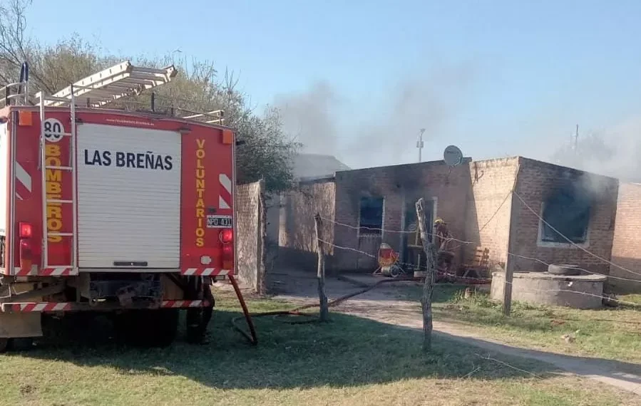 Se incendió vivienda en Barrio Industrial