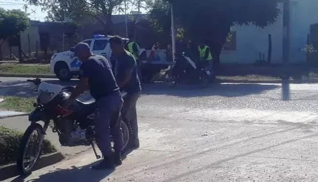 Insólito: Zorra colisionó con moto…. Y se fugó del lugar!!