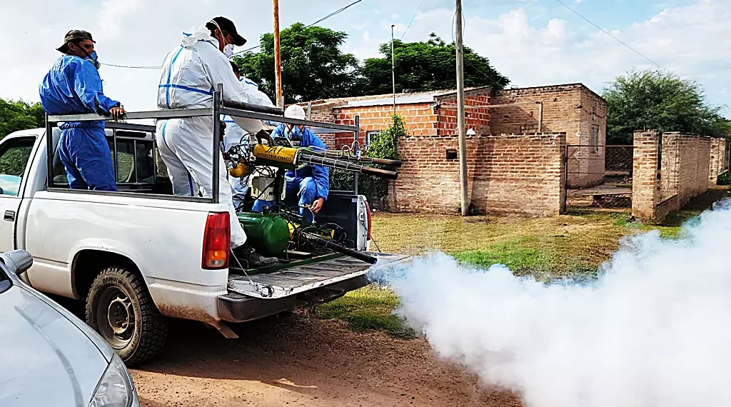 Ante gran cantidad de casos sospechosos de Dengue, se fumigó