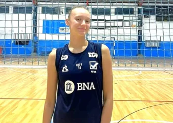 Agostina Cimbaro Canela entrena con la Selección Argentina U17