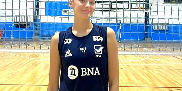 Agostina Cimbaro Canela entrena con la Selección Argentina U17