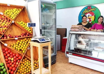 Abrió sus puertas: “El Ahorro Pollería & Verdulería”