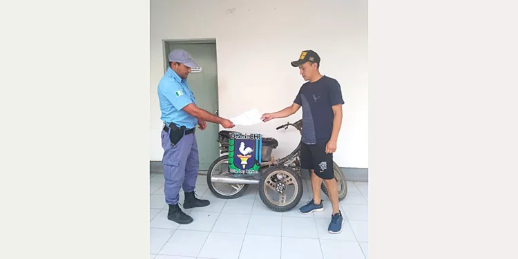 Policía recupera moto robada y aprehende a violento