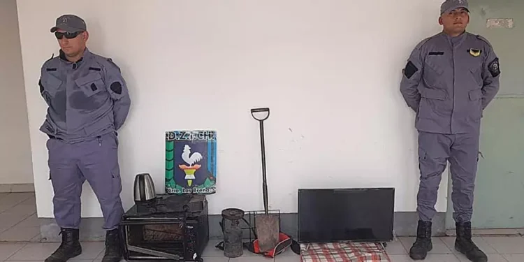 Policía recupera elementos sustraídos