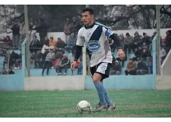 Leandro Caro asumiría como nuevo DT de “La Cope”