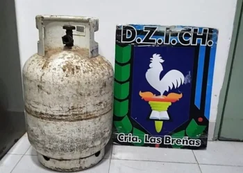 Policía recupera ventana y garrafas robadas