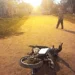 Motociclista con lesiones graves al colisionar con una camioneta