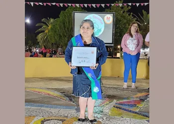 Elizabeth Lemos, la Mujer Breñense 2024