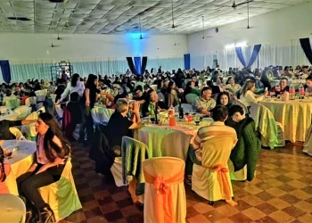 Policías breñenses celebraron su día con una Cena Show