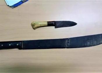 Suboficial policial herido con arma blanca