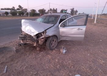 2 lesionadas en colisión vehicular