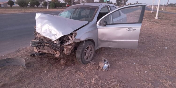 2 lesionadas en colisión vehicular