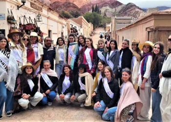Candidatas a Reinas, visitaron desde el Tren Solar localidades jujeñas
