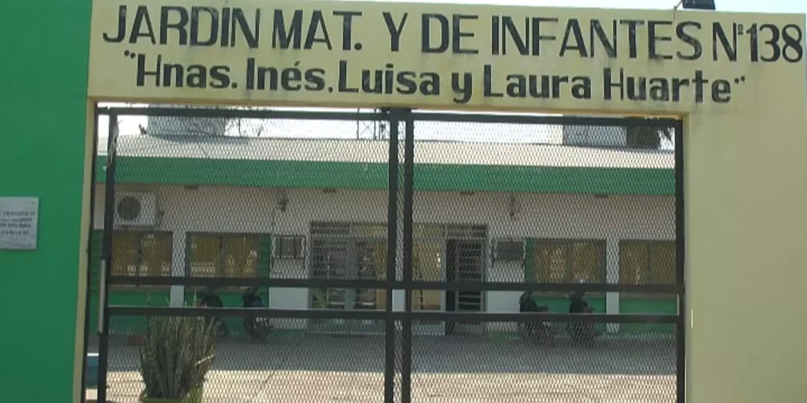 Campaña para embellecer juegos en Jardín 138