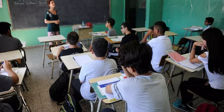 Hoy finaliza el periodo de preinscripción para ingreso al Secundario