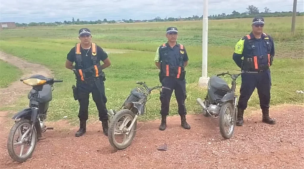 Policía Caminera secuestra 3 motos sobre Ruta 6 y Paraguay