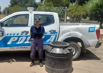 Llevan depósito de agua, pero Policía lo recupera