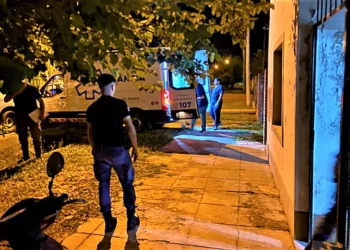 Policias breñenses salvan a mujer