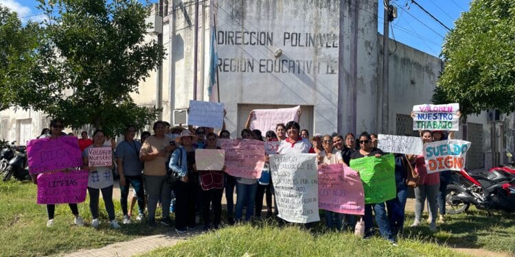 Precarizados de Educación se autoconvocaron