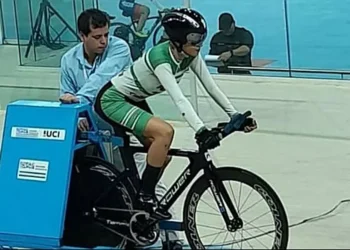 Narella Cladera Rumbo al campeonato de Ciclismo en Junín