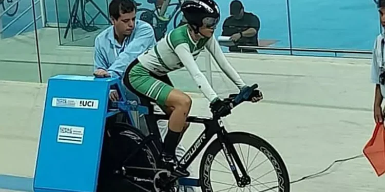 Narella Cladera Rumbo al campeonato de Ciclismo en Junín