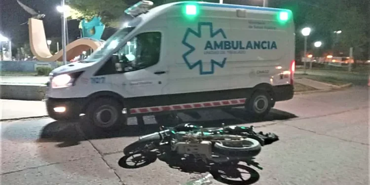 Mujer lesionada en siniestro vial