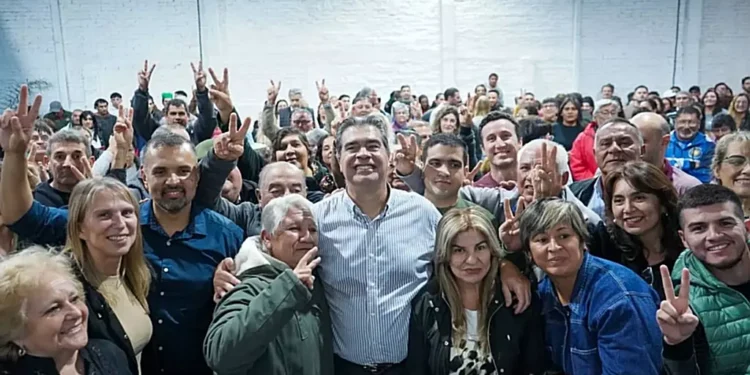 Capitanich “no es una opción pagar la luz o comer”