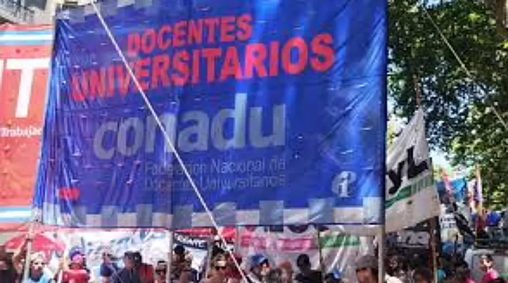 Nuevo paro de Docentes Universitarios