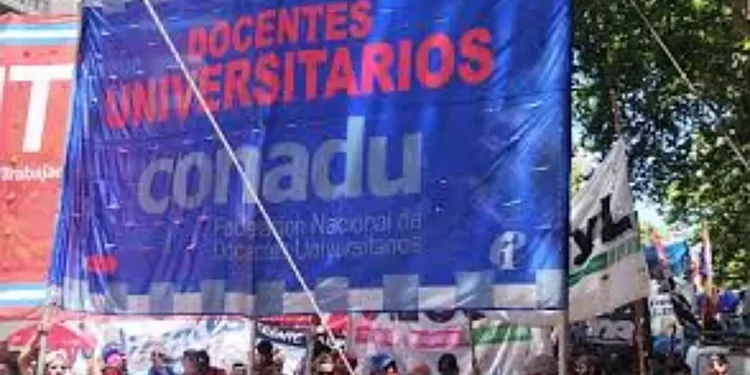Nuevo paro de Docentes Universitarios