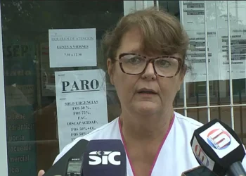 Farmacia de INSSSeP, continúan de paro