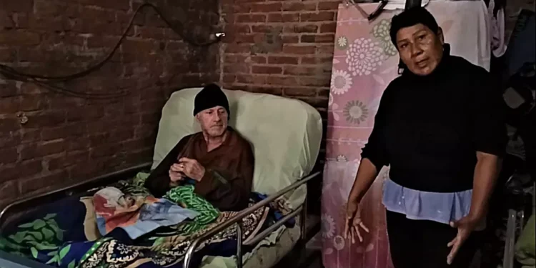 Susana Herrera clama por ayuda para su pareja postrada