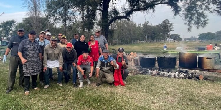 “Locro Comunitario” para más de 1.000 personas