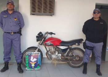 Fue a destroncar, y le robaron su motocicleta