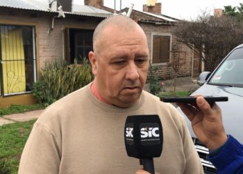 Municipio asiste a familia damnificada por incendio en su vivienda