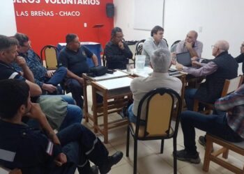 Se reunieron radioaficionados en el Cuartel de Bomberos Voluntarios Las Breñas.