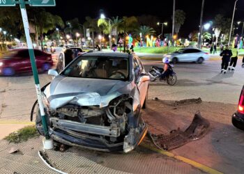 Impactante colisión en pleno centro