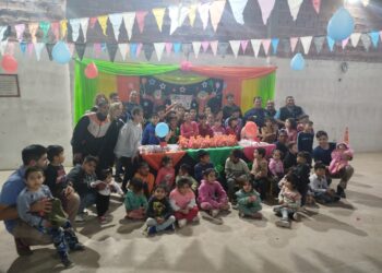 Bomberos Voluntarios festejaron el día del Niño.