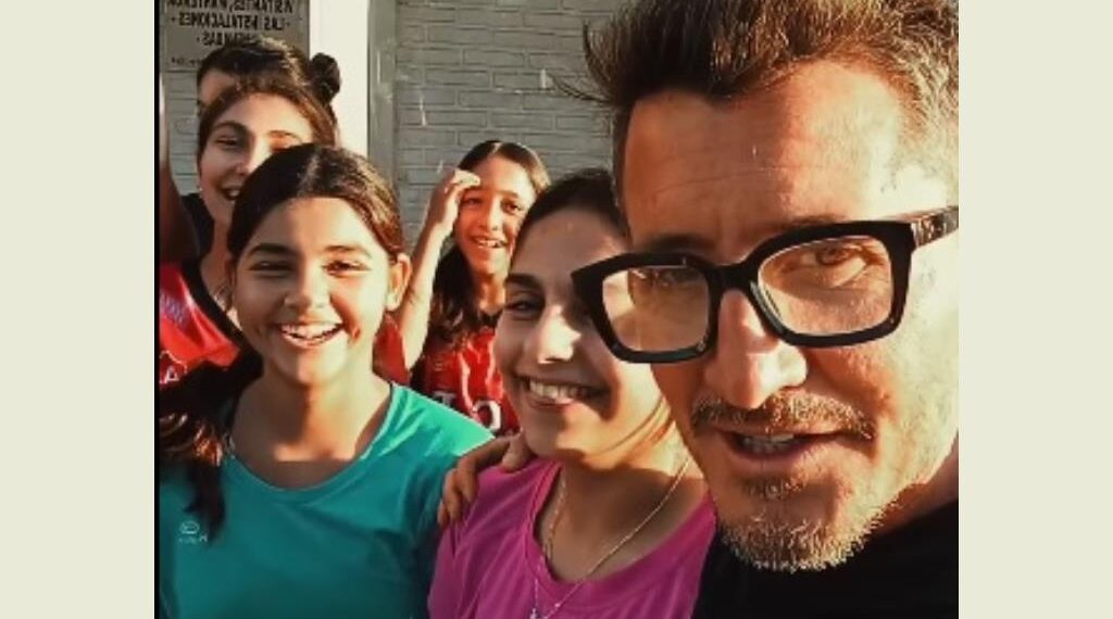 Un viaje sobre ruedas: Nicolás Ramón López recorre el Chaco en bicicleta