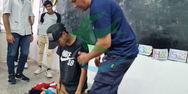 Bomberos breñenses brindan charlas para ayudar a salvar vidas