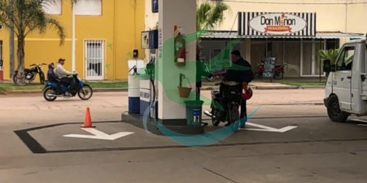 Sin casco “no se cargaría combustible”