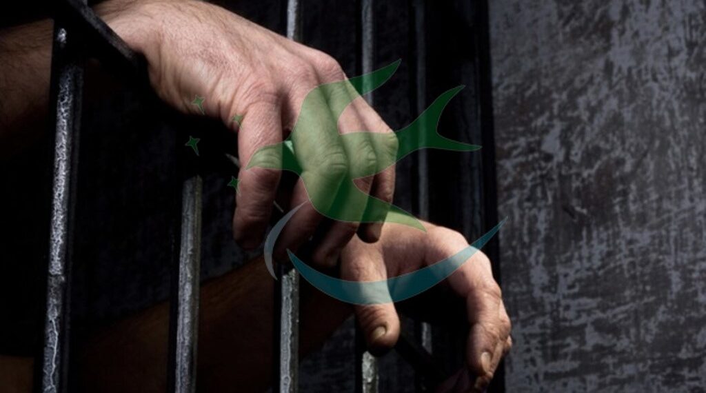 Atacó a su pareja con golpes de puño, patadas y no dejaba salir de su domicilio